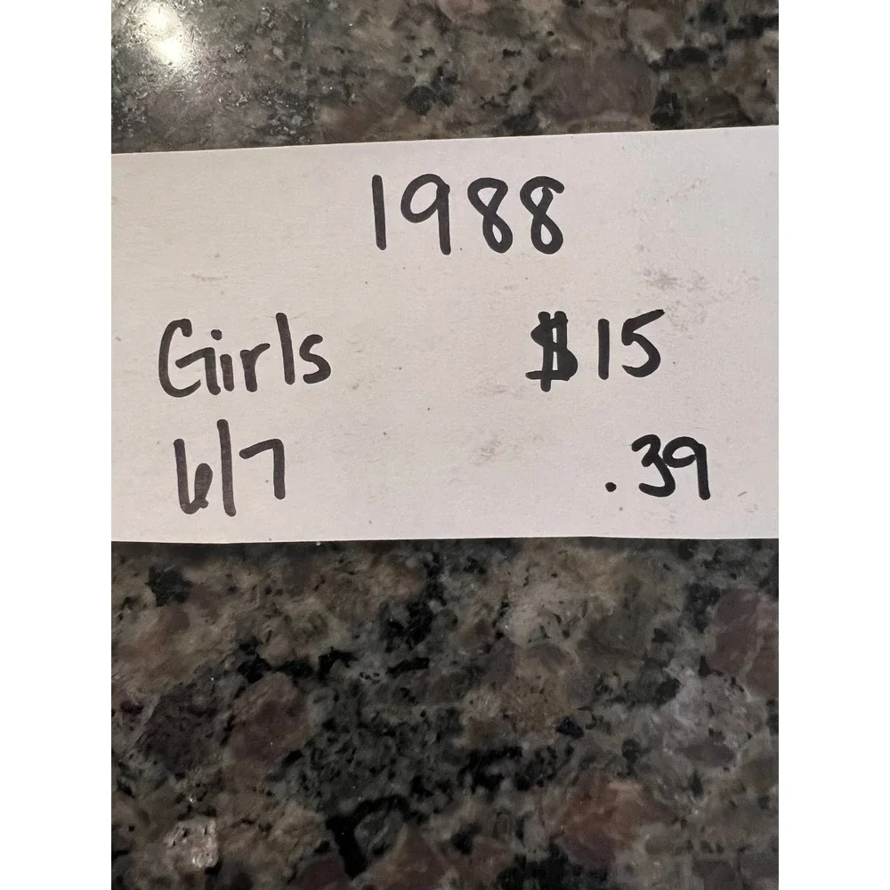Girls size 6/7 shorts (1988)